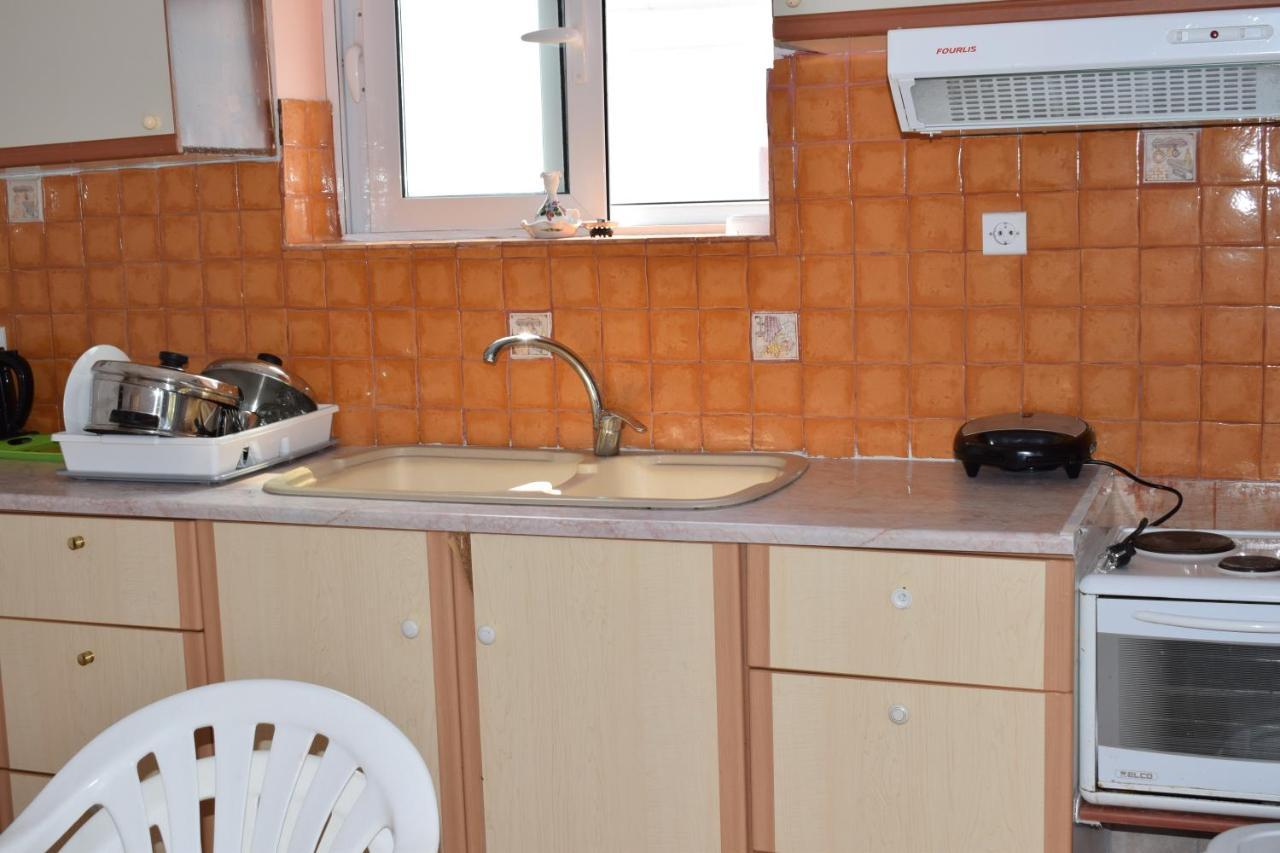 Red Sun Apartments アモウディ エクステリア 写真